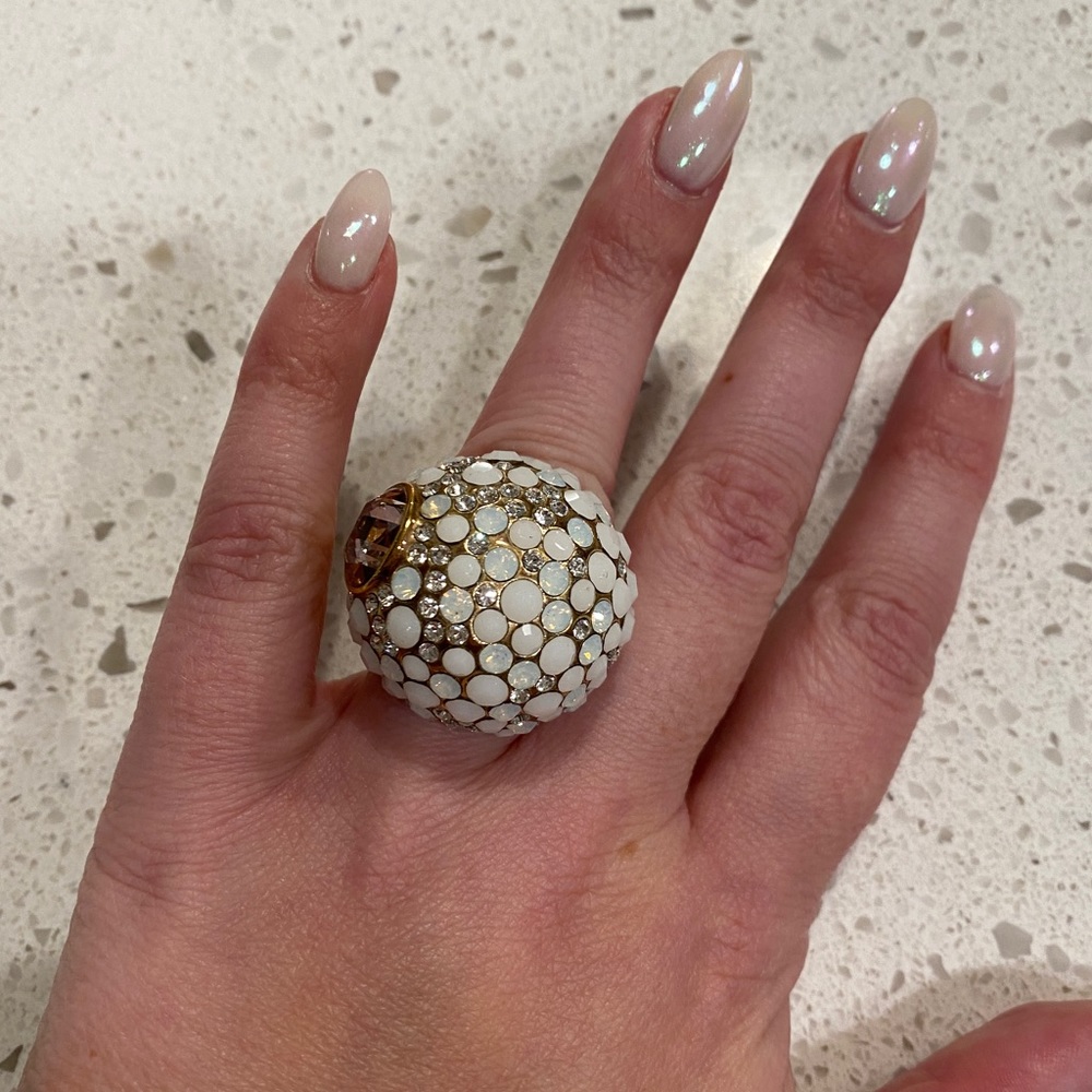 Henri Bendel Ring